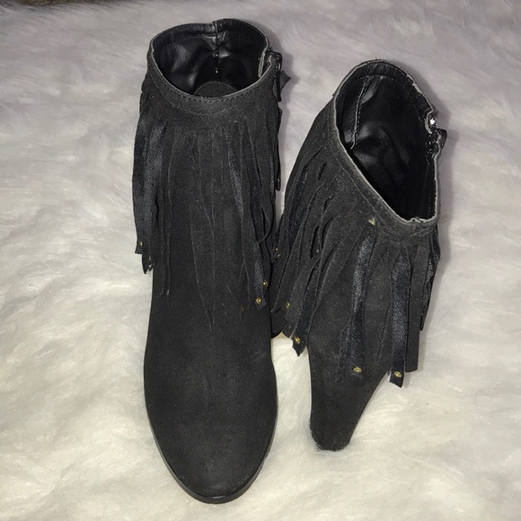 Forever 21 Black Fringe Ankle Boots - Picture 3 of 5